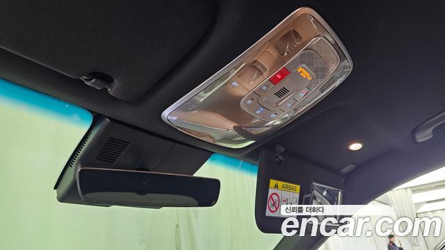 Genesis GV70 2.5T Gasoline 2WD 2025 — фото 17