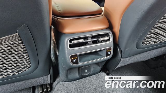 Genesis GV70 2.5T Gasoline 2WD 2025 — фото 19