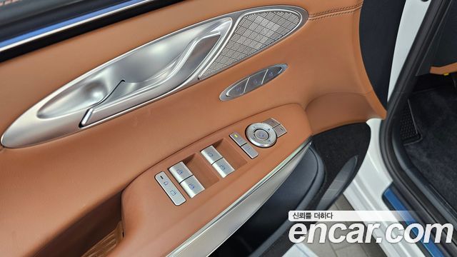 Genesis GV70 2.5T Gasoline 2WD 2025 — фото 28