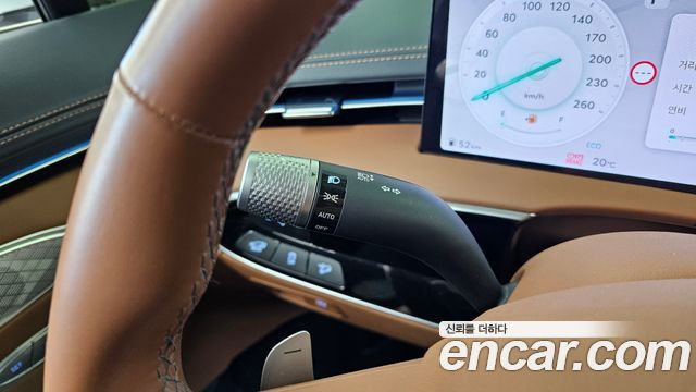 Genesis GV70 2.5T Gasoline 2WD 2025 — фото 29