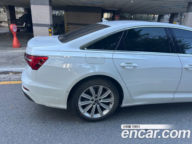 Audi A6 (C8) 45 TDI Quattro Premium 2021 — фото 8