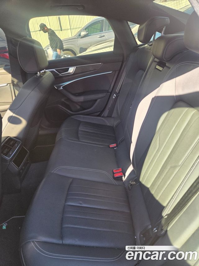 Audi A6 (C8) 45 TDI Quattro Premium 2021 — фото 18