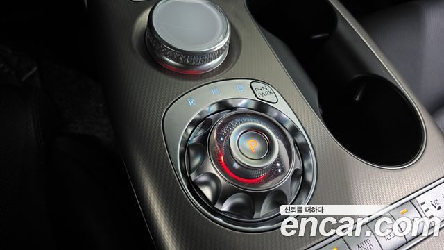 Genesis GV60 Standard 2022 — фото 9