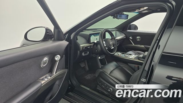 Genesis GV60 Standard 2022 — фото 10