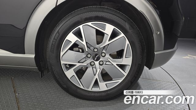 Genesis GV60 Standard 2022 — фото 21