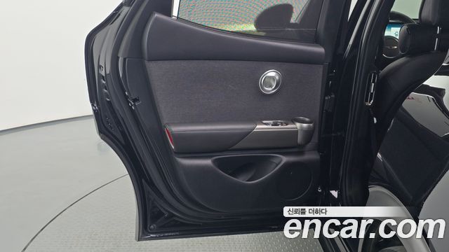 Genesis GV60 Standard 2022 — фото 25