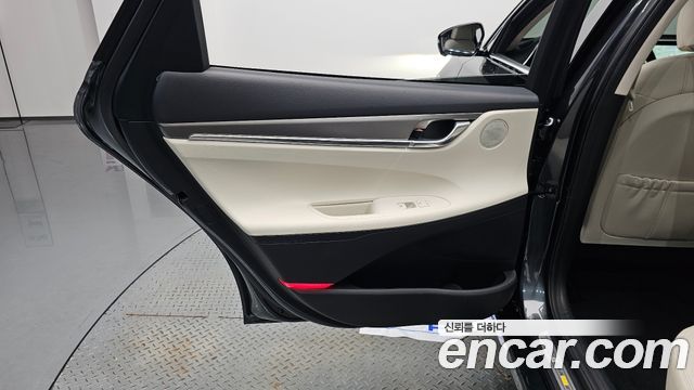 Hyundai Grandeur Hybrid (IG) Le Blanc 2022 — фото 25