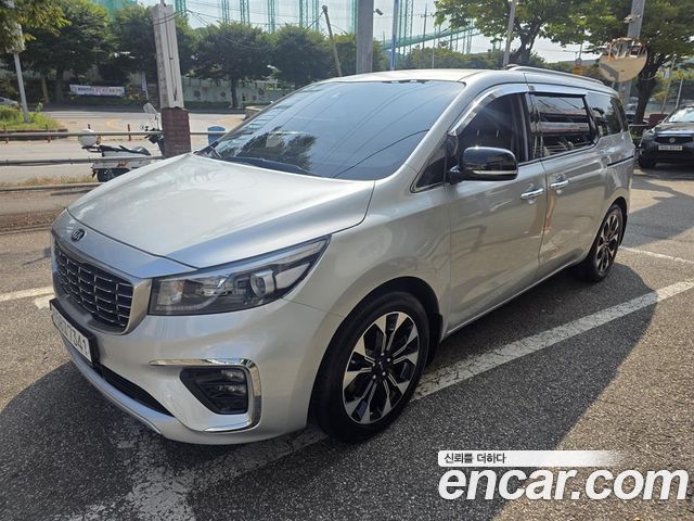 Kia Carnival 7-seater Limousine President 2016 — фото 2