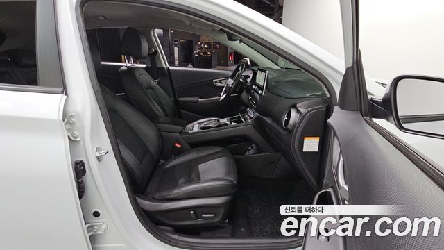 Hyundai Kona Electric Premium 2020 — фото 11