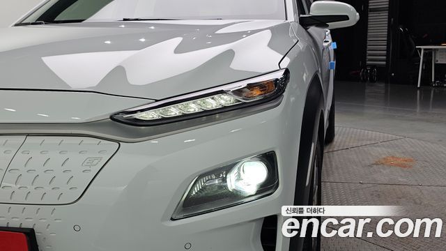 Hyundai Kona Electric Premium 2020 — фото 22