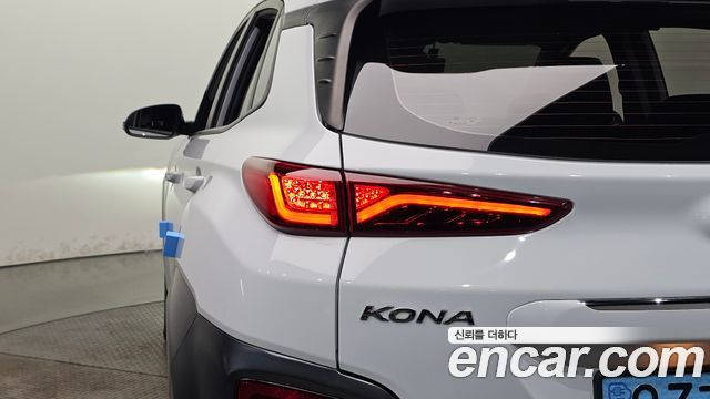 Hyundai Kona Electric Premium 2020 — фото 23