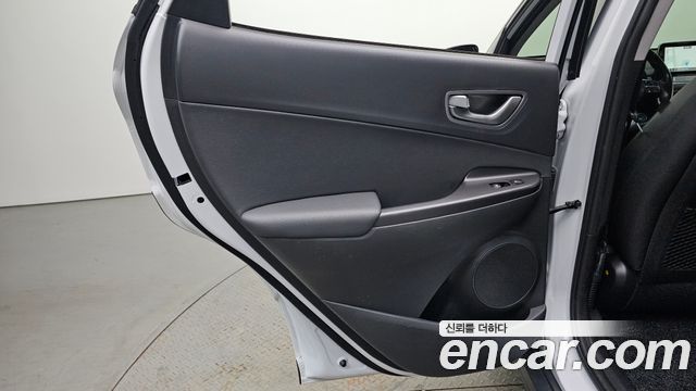 Hyundai Kona Electric Premium 2020 — фото 25