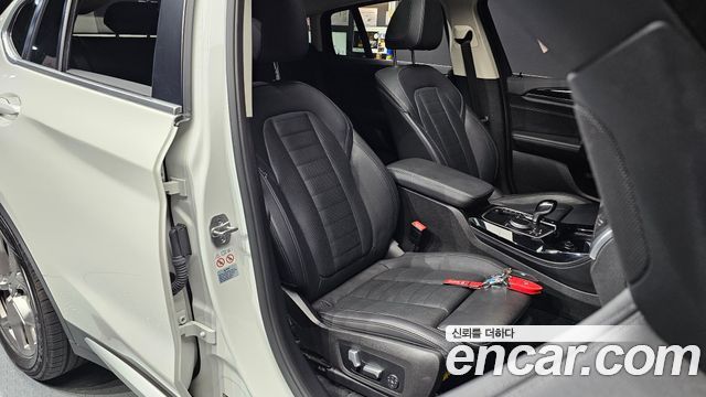 BMW X4 (G02) xDrive20d xLine 2022 — фото 12