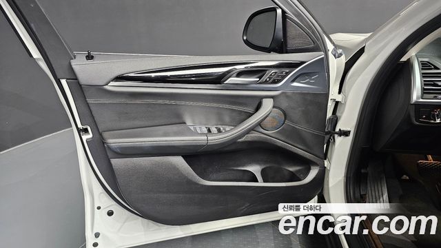 BMW X4 (G02) xDrive20d xLine 2022 — фото 24