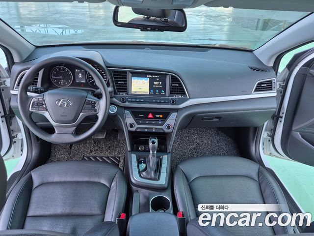 Hyundai Avante (AD) 1.6 GDI Value Plus 2018 — фото 5