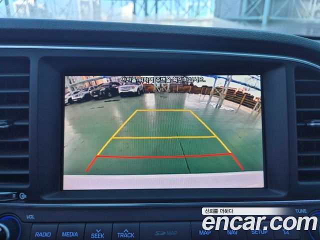 Hyundai Avante (AD) 1.6 GDI Value Plus 2018 — фото 17