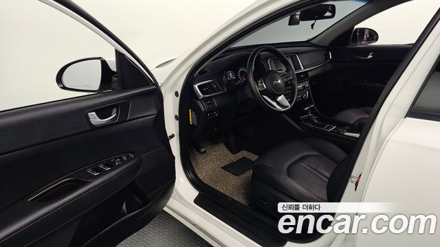 Kia K5 (II) 2.0 Prestige 2019 — фото 10