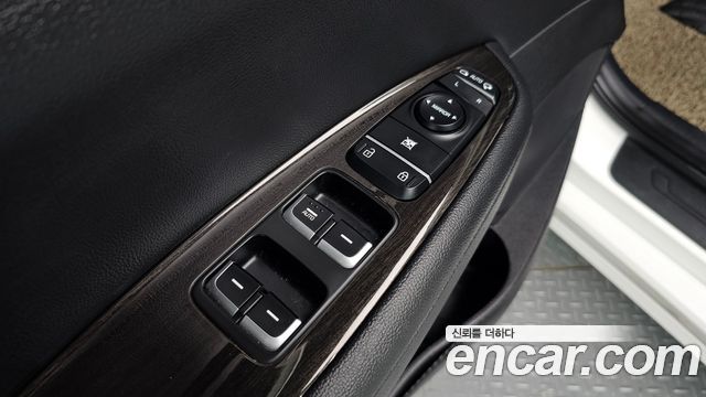 Kia K5 (II) 2.0 Prestige 2019 — фото 28
