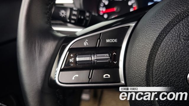 Kia K5 (II) 2.0 Prestige 2019 — фото 29