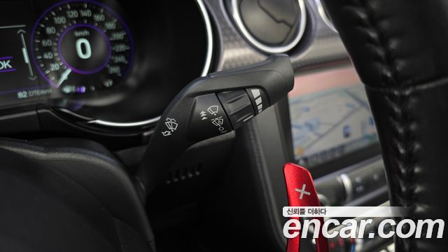 Ford Mustang Convertible 2019 — фото 19