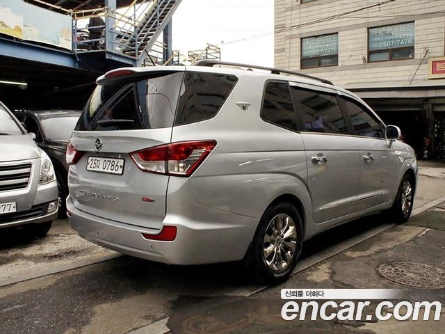 KG Mobility (SsangYong) Korando Turismo 4WD TX 9-seater 2016 — фото 4