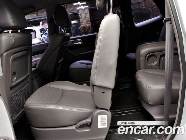 KG Mobility (SsangYong) Korando Turismo 4WD TX 9-seater 2016 — фото 6