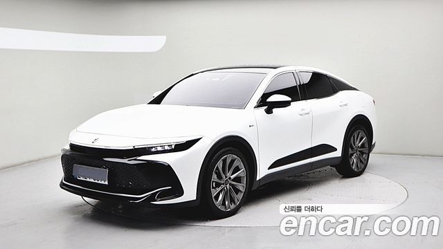 Toyota Crown Crossover 2.5 4WD Hybrid