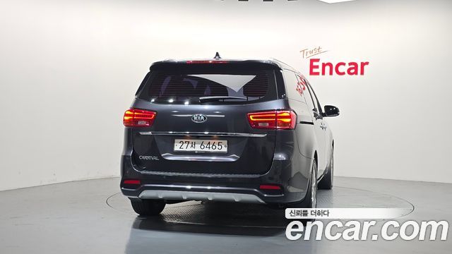 Kia Carnival Gasoline 9-Seater Noblesse Special 2019 — фото 4