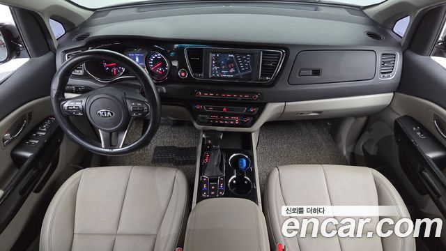 Kia Carnival Gasoline 9-Seater Noblesse Special 2019 — фото 7