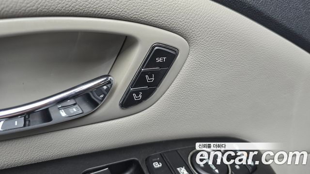 Kia Carnival Gasoline 9-Seater Noblesse Special 2019 — фото 18
