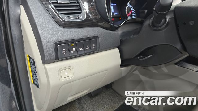 Kia Carnival Gasoline 9-Seater Noblesse Special 2019 — фото 27