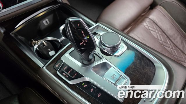 BMW 7 Series (G11) 740Ld xDrive 2016 — фото 9