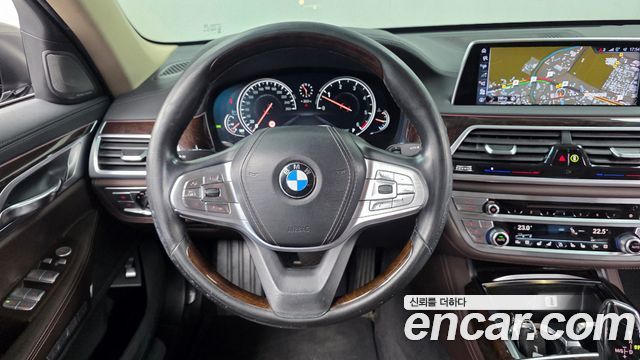BMW 7 Series (G11) 740Ld xDrive 2016 — фото 17