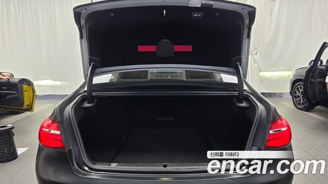 BMW 7 Series (G11) 740Ld xDrive 2016 — фото 24