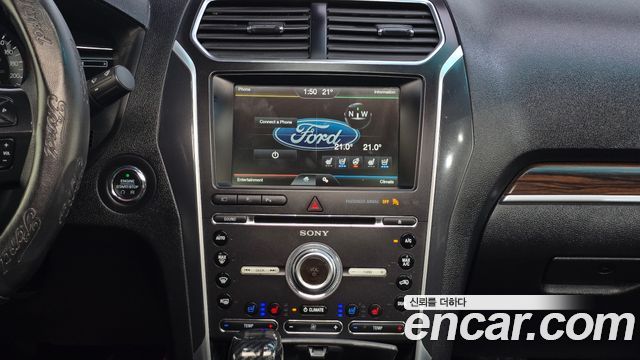 Ford Explorer 2.3 Limited 4WD 5th 2016 — фото 13