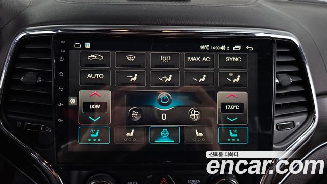 Jeep Grand Cherokee 3.0 Diesel Overland WK2 2018 — фото 16