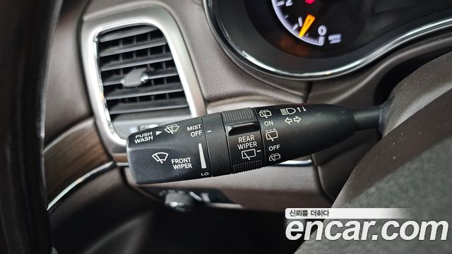 Jeep Grand Cherokee 3.0 Diesel Overland WK2 2018 — фото 28