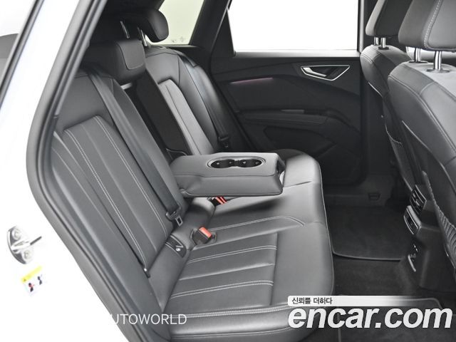 Audi Q4 e-tron (F4) 45 Premium 2026 — фото 16