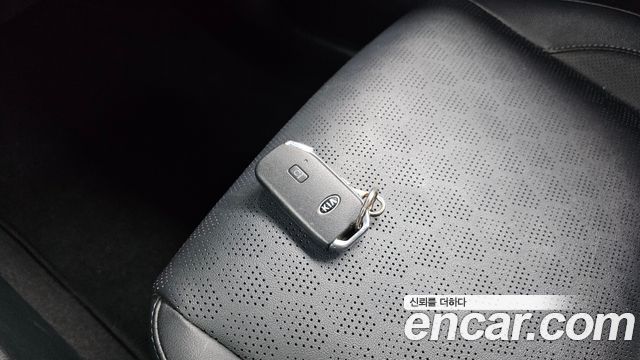 Kia Seltos Diesel 1.6 4WD Prestige 2021 — фото 15