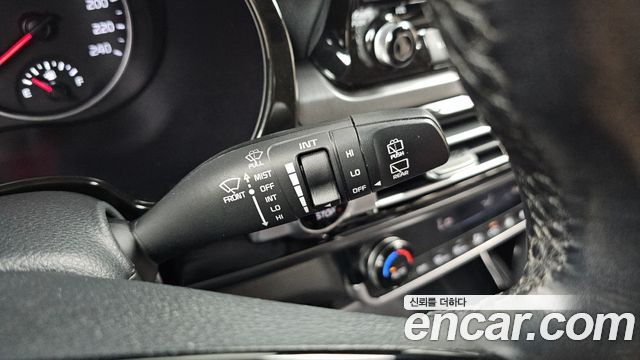 Kia Seltos Diesel 1.6 4WD Prestige 2021 — фото 19
