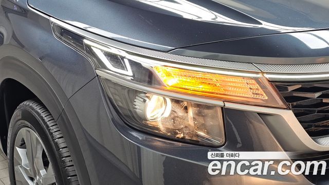 Kia Seltos Diesel 1.6 4WD Prestige 2021 — фото 22