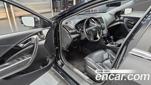 Hyundai Grandeur (HG) HG240 Luxury 2011 — фото 10