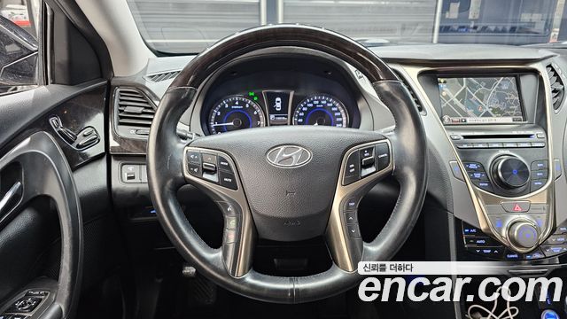 Hyundai Grandeur (HG) HG240 Luxury 2011 — фото 13