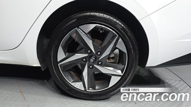 Hyundai Avante (CN7) 1.6 Inspiration 2021 — фото 27