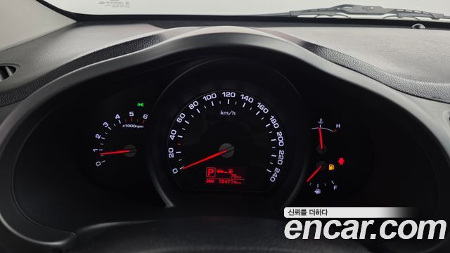 Kia Sportage R Diesel 2WD TLX High-Deluxe 2012 — фото 8