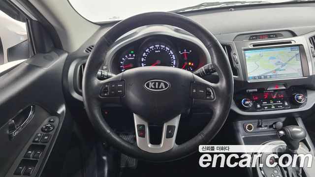 Kia Sportage R Diesel 2WD TLX High-Deluxe 2012 — фото 13
