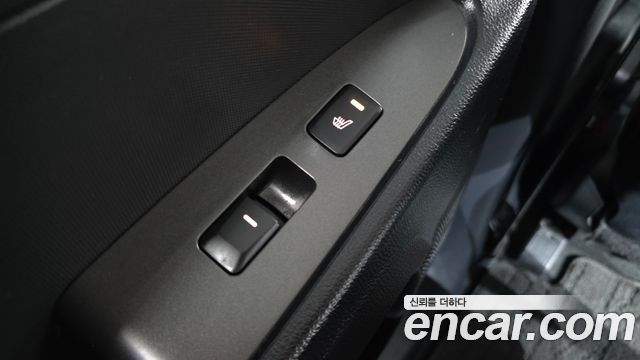 Kia Sportage R Diesel 2WD TLX High-Deluxe 2012 — фото 18