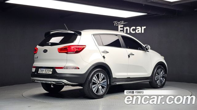 Kia Sportage R Diesel 2WD Prestige 2015 — фото 2