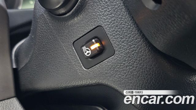 Kia Sportage R Diesel 2WD Prestige 2015 — фото 18
