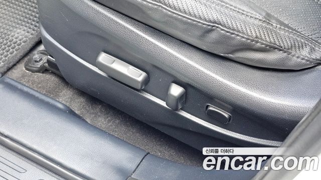 Kia Sportage R Diesel 2WD Prestige 2015 — фото 31